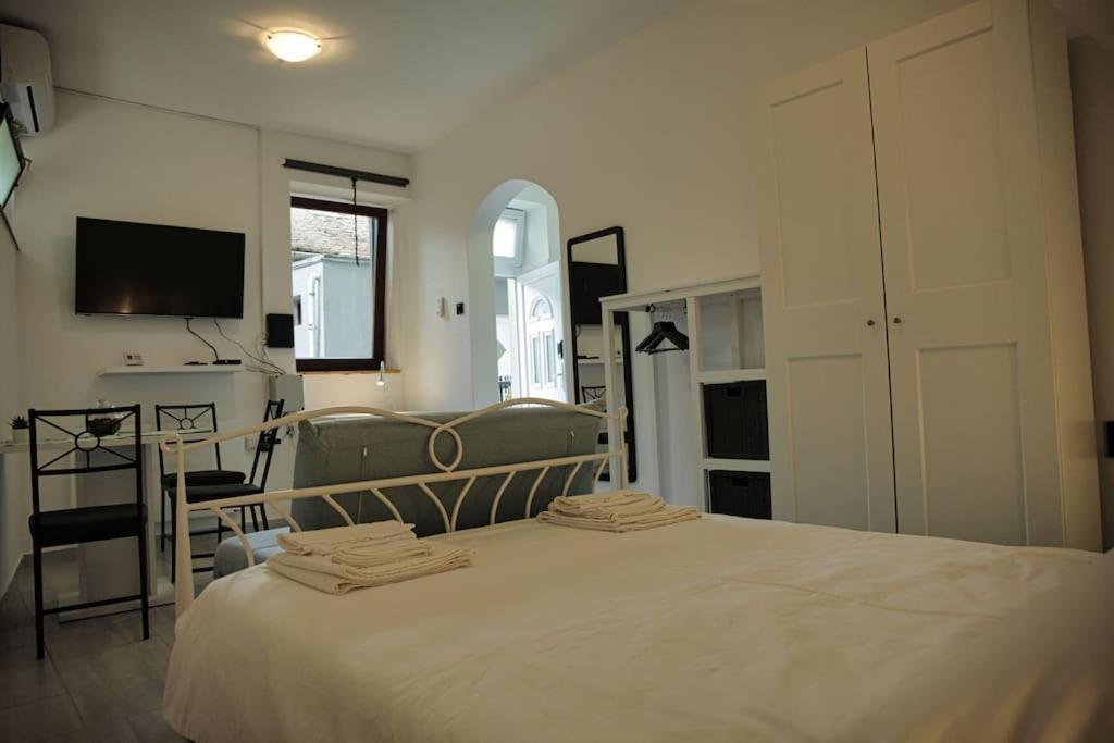 Studio Apartman Gajba In City Center Zagreb Ngoại thất bức ảnh